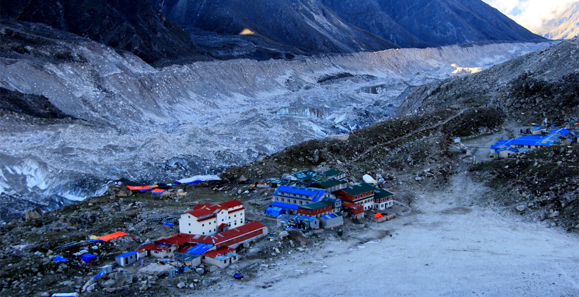 How to Prepare for the Everest Base Camp Trek with an Expert Sherpa Guide